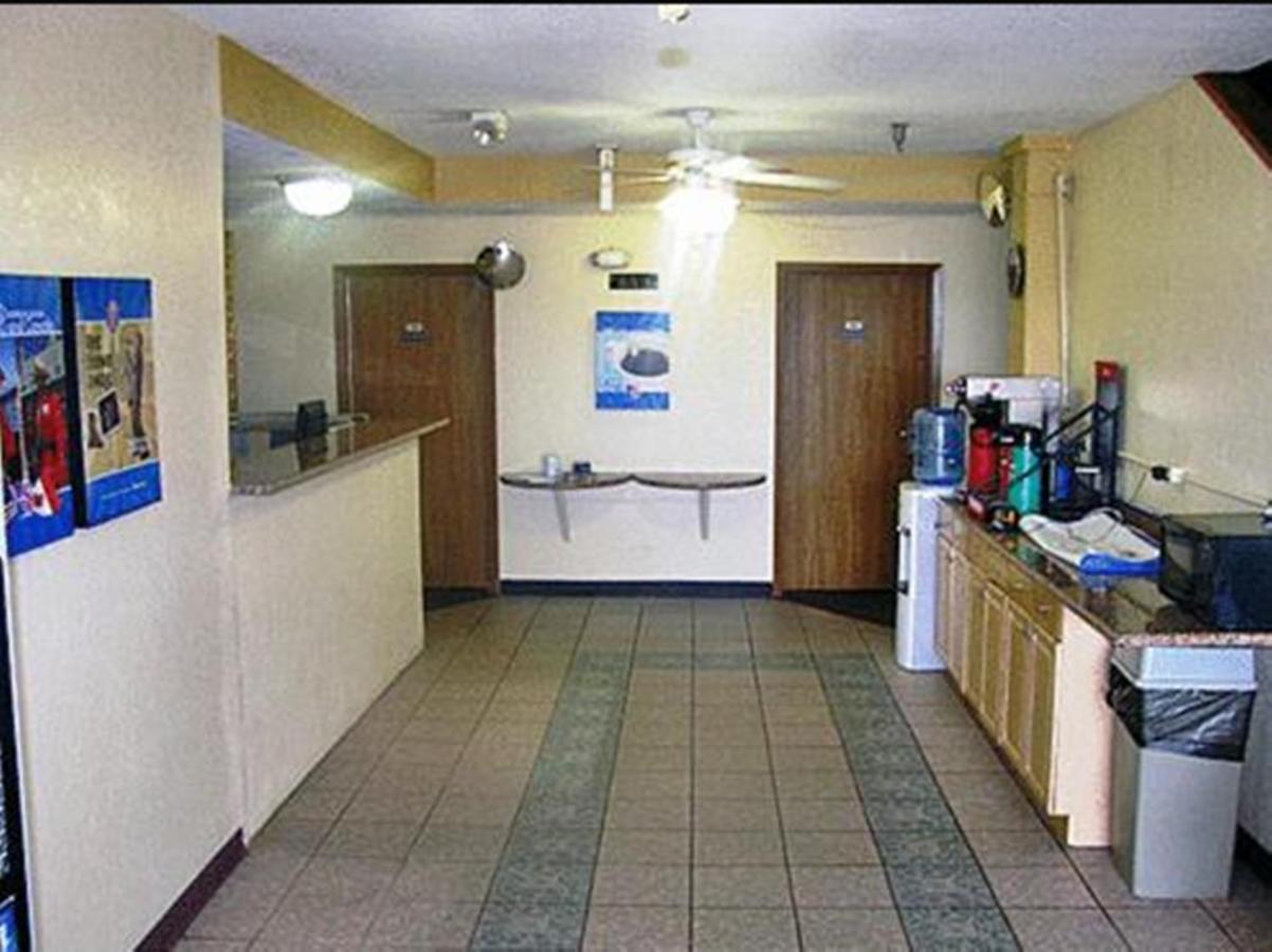 Motel 6-Moriarty, Nm ภายนอก รูปภาพ